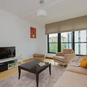Dzielna Wola By Renters Apartament