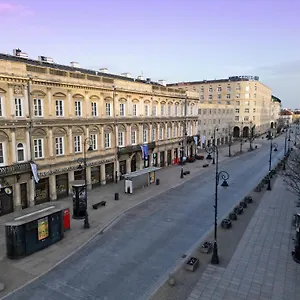 Tiffi Old Town Aparthotel