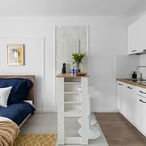 Air-conditioned Downtown Oasis On Foot To Station Metro Smarttv Wifi Apartament